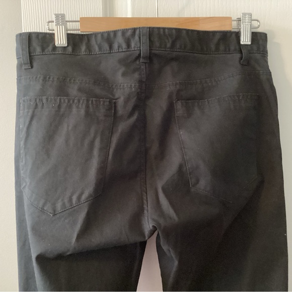 Men's Calvin Klein Black Jeans B9 - Picture 3 of 7